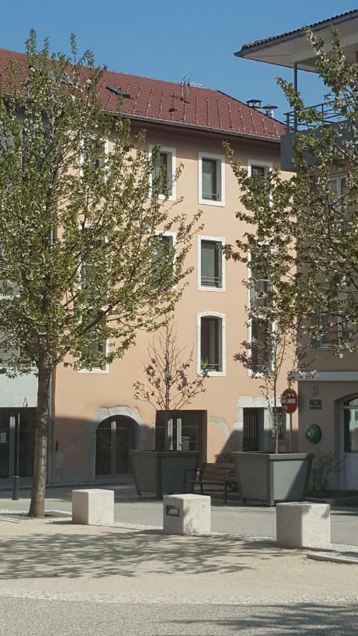 hotel du Rhône Seyssel Buitenkant foto