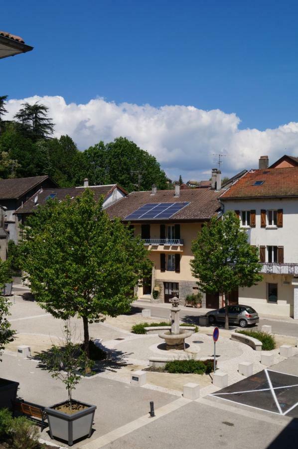 hotel du Rhône Seyssel Buitenkant foto