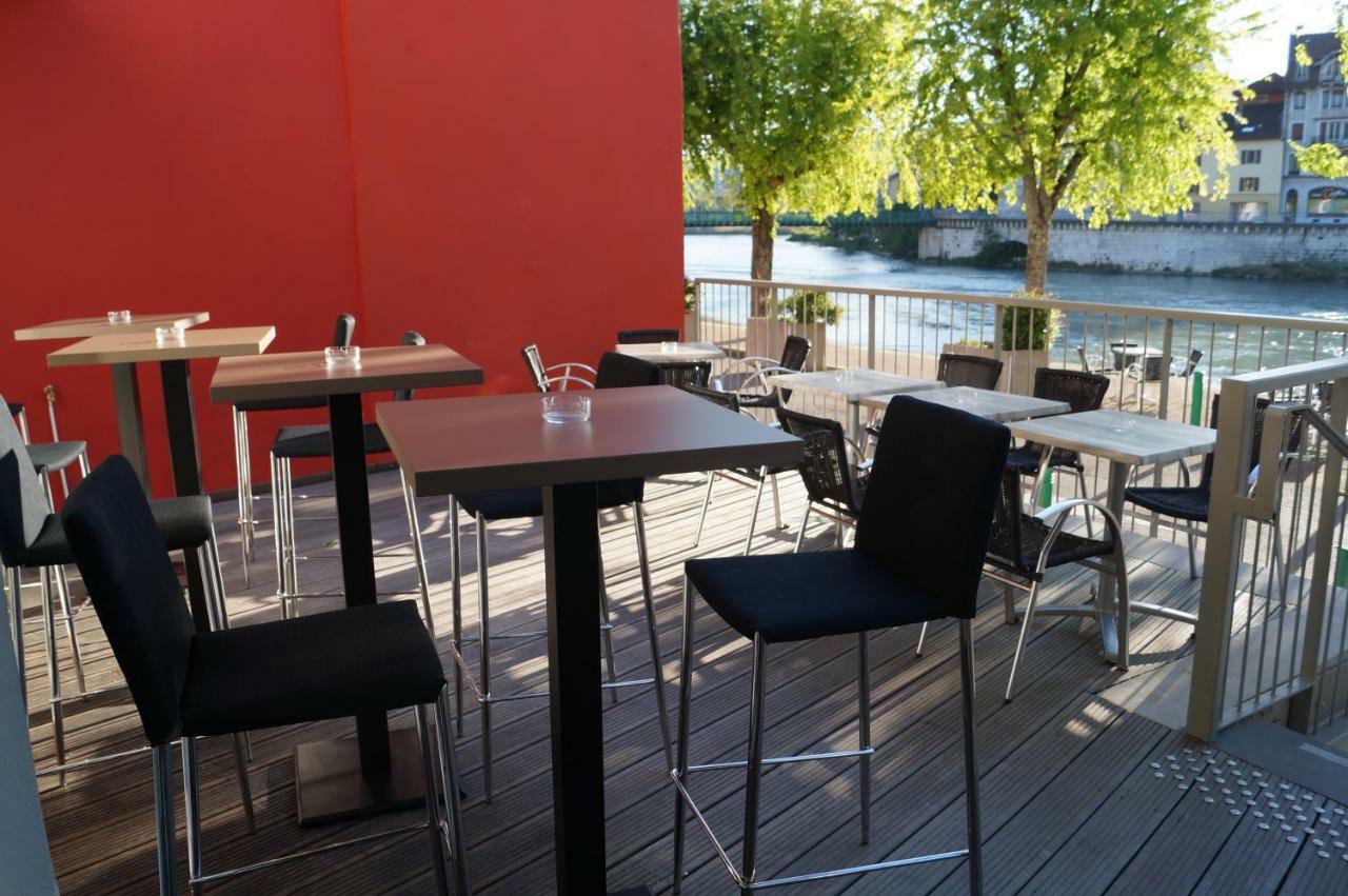 hotel du Rhône Seyssel Buitenkant foto